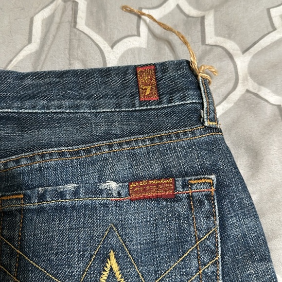 7 for all mankind size 29 ladies flare leg jeans. - Picture 5 of 6